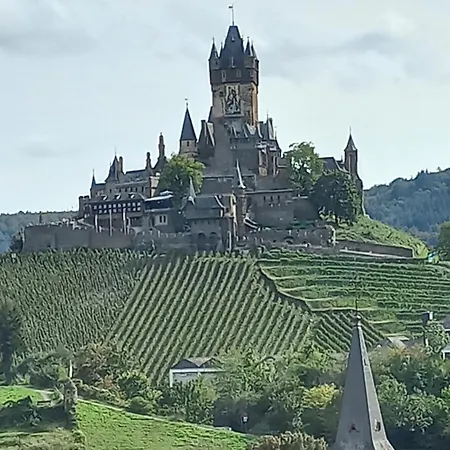 شقة Burgblick